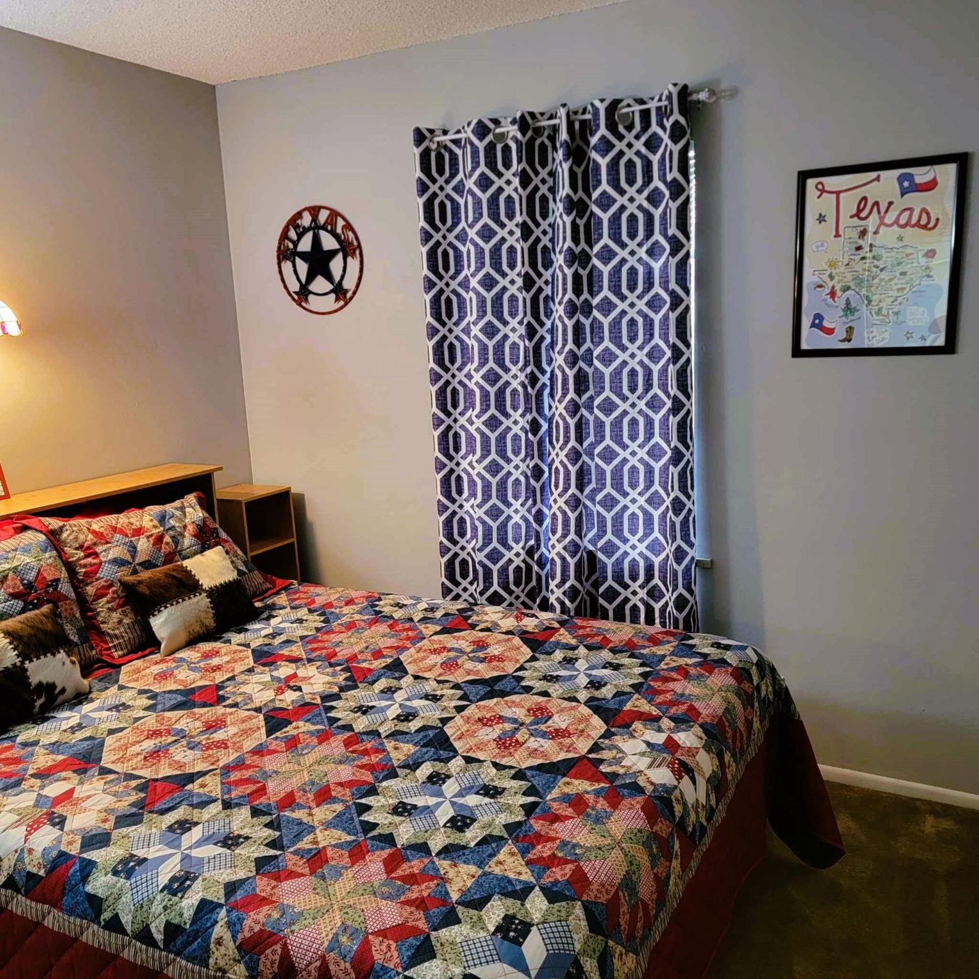 Midtown Southern Charm タイラー エクステリア 写真